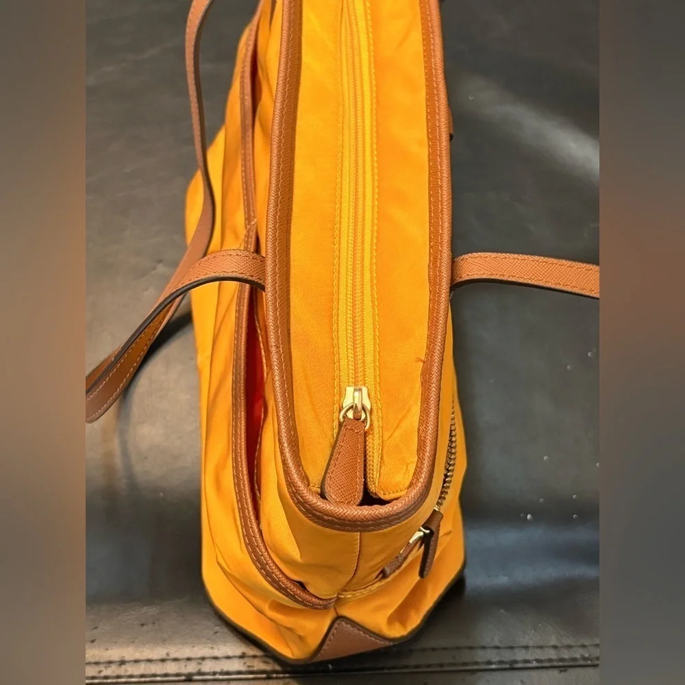 Michael Kors Kempton Medium Pocket Nylon Tote Handbag Purse Hunter Forest Yellow